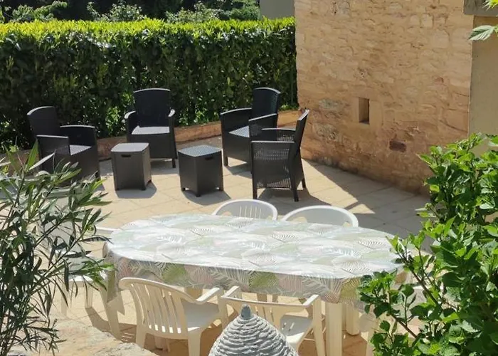 בית נופש Au Soleil Levant A *